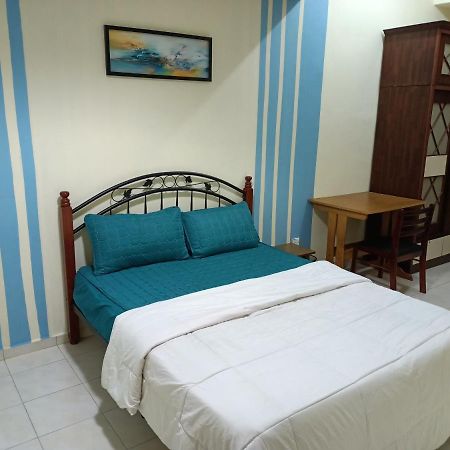 Oyo Home 90419 Sahar Guesthouse Malacca Εξωτερικό φωτογραφία