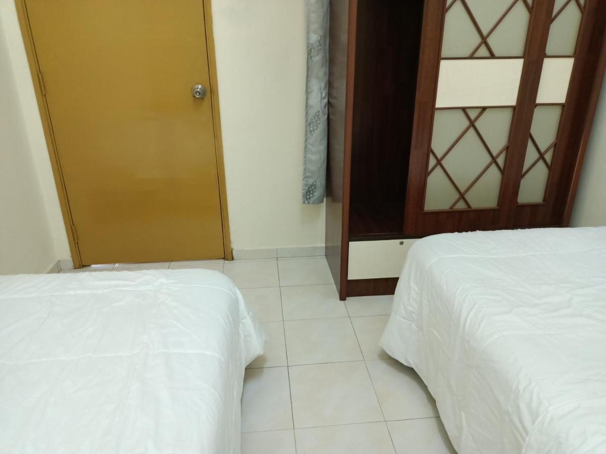 Oyo Home 90419 Sahar Guesthouse Malacca Εξωτερικό φωτογραφία