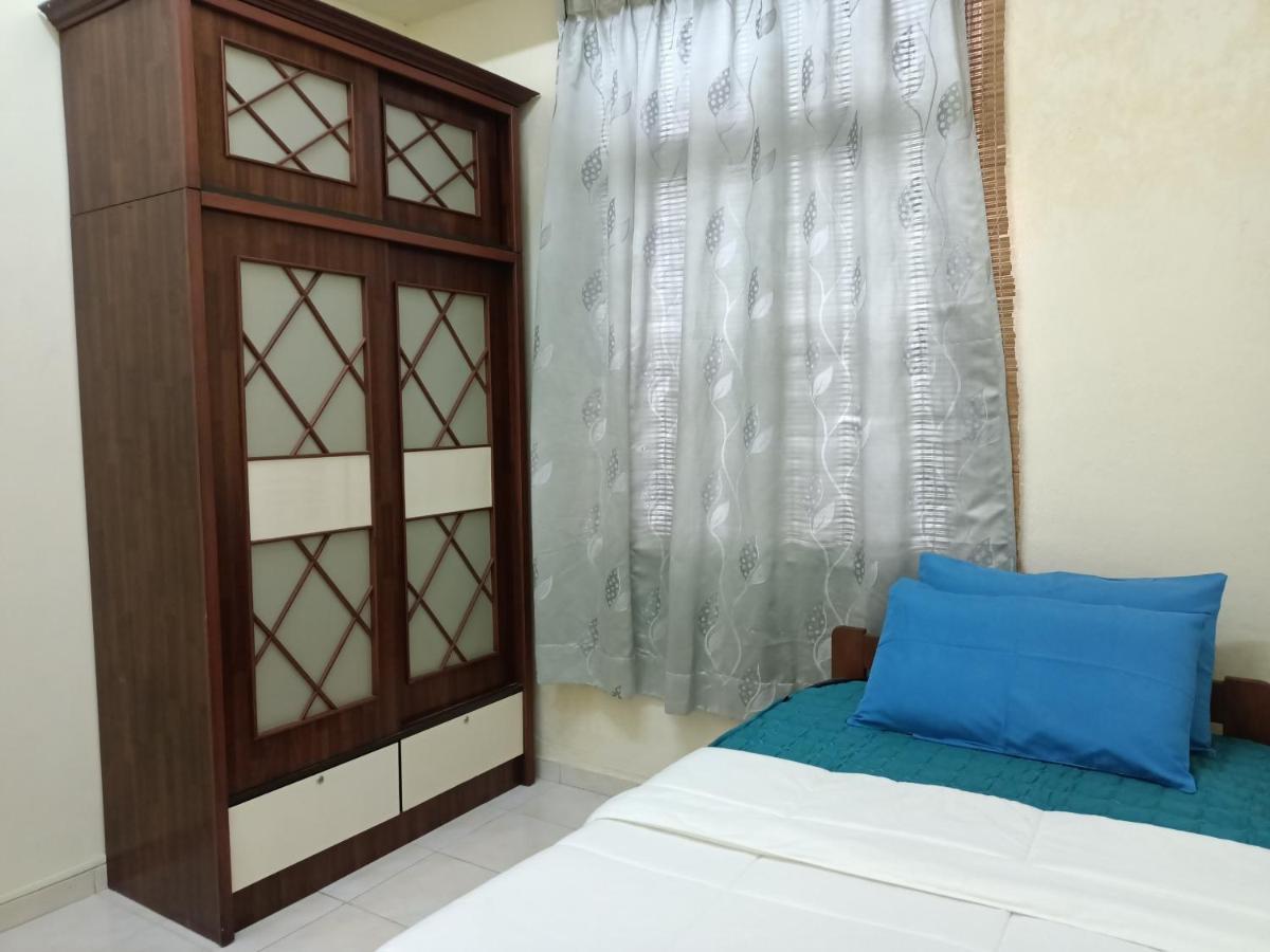 Oyo Home 90419 Sahar Guesthouse Malacca Εξωτερικό φωτογραφία