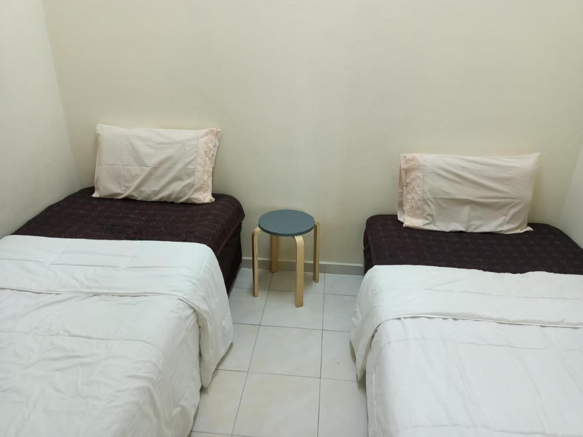Oyo Home 90419 Sahar Guesthouse Malacca Εξωτερικό φωτογραφία