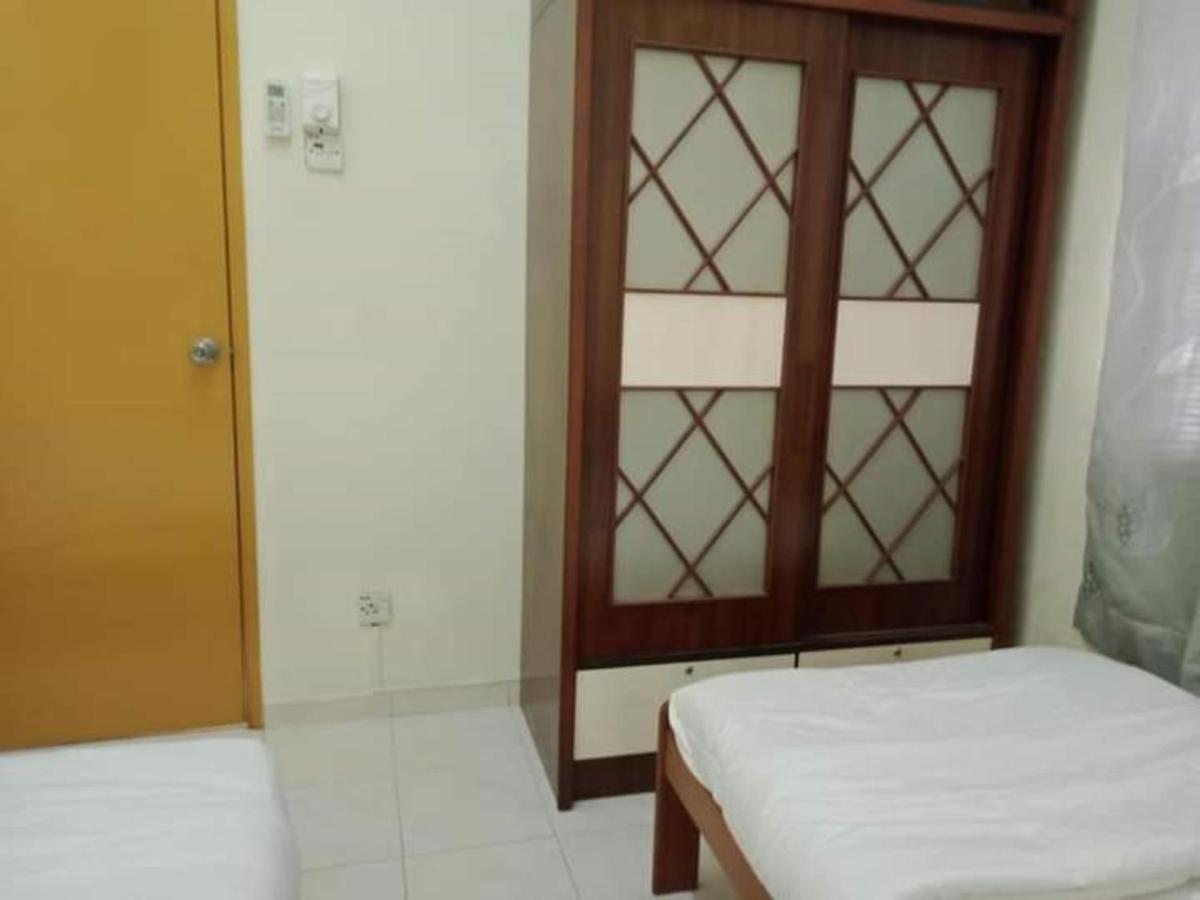 Oyo Home 90419 Sahar Guesthouse Malacca Εξωτερικό φωτογραφία