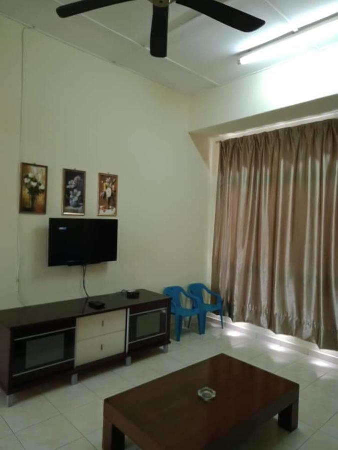 Oyo Home 90419 Sahar Guesthouse Malacca Εξωτερικό φωτογραφία