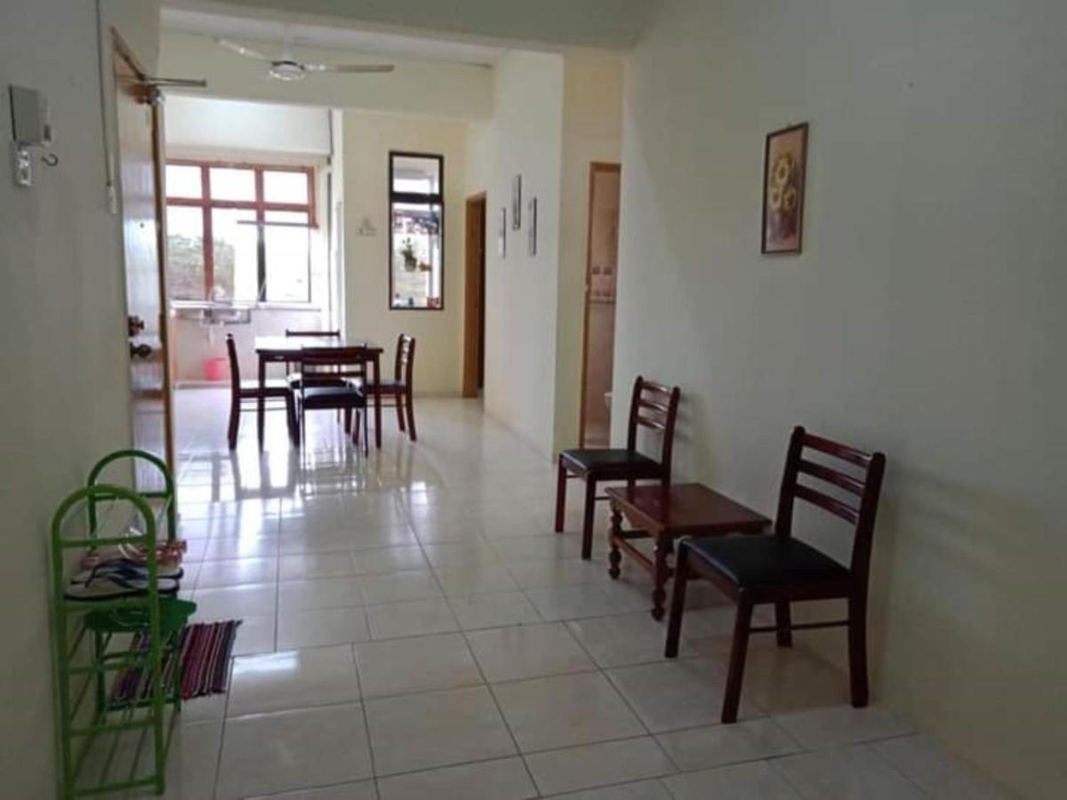 Oyo Home 90419 Sahar Guesthouse Malacca Εξωτερικό φωτογραφία