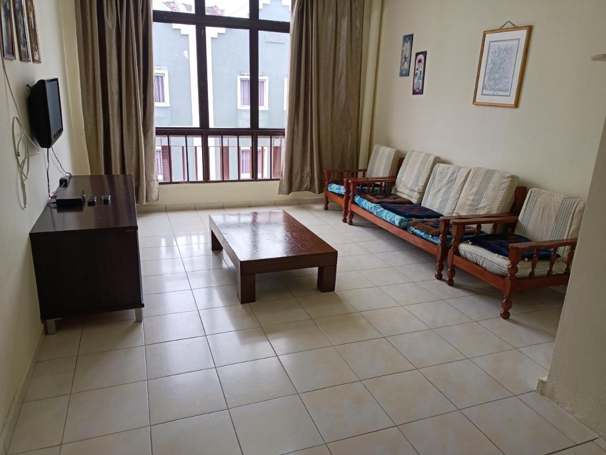 Oyo Home 90419 Sahar Guesthouse Malacca Εξωτερικό φωτογραφία