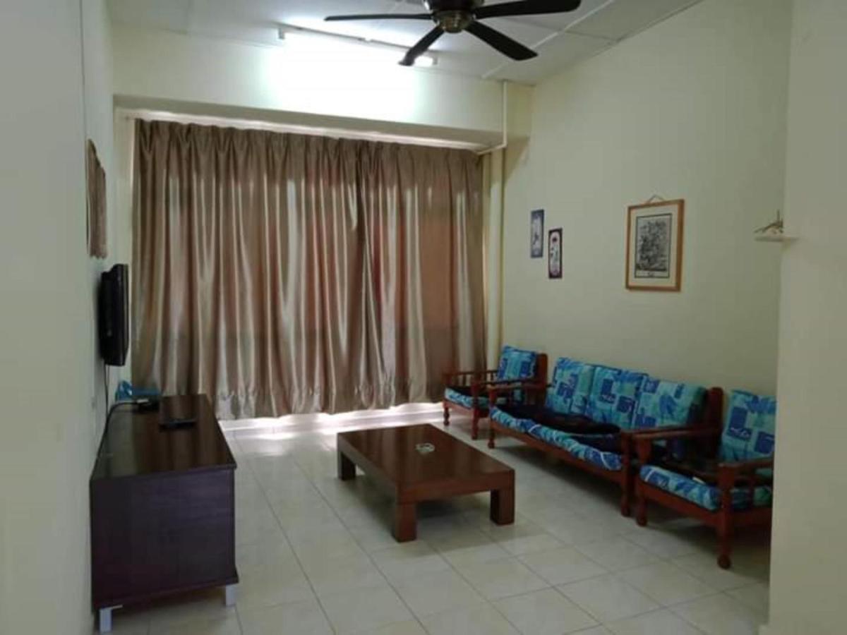 Oyo Home 90419 Sahar Guesthouse Malacca Εξωτερικό φωτογραφία