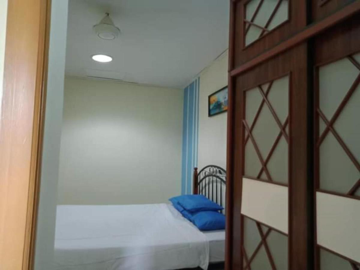 Oyo Home 90419 Sahar Guesthouse Malacca Εξωτερικό φωτογραφία